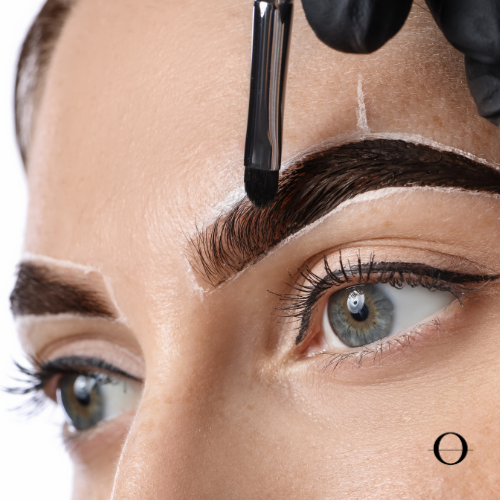 Henna Eyebrow Wax & Tweeze