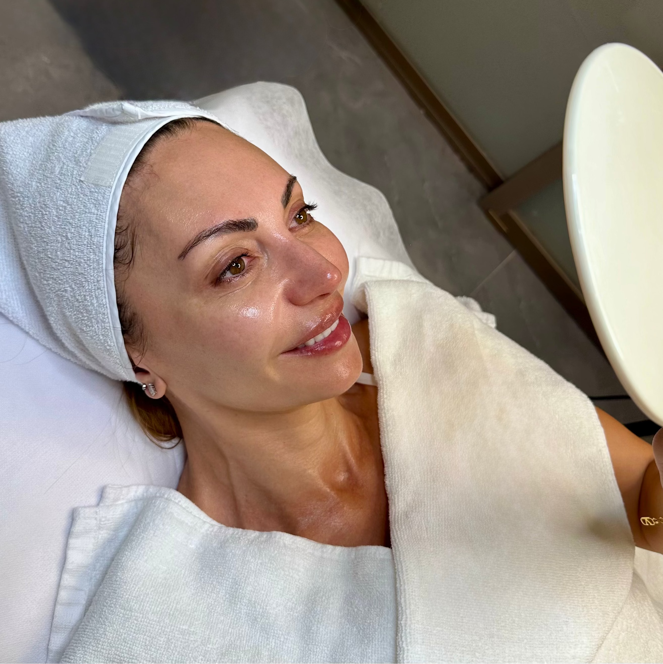 Snow Silk Collagen Facial
